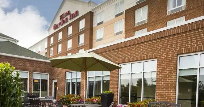 Hilton Garden Inn Hampton Coliseum Central Exterior foto